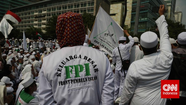 Menko Polhukam Mahfud MD menyatakan FPI tidak lagi memiliki legal standing sebagai organisasi kemasyarakatan karena SKT-nya sudah habis.