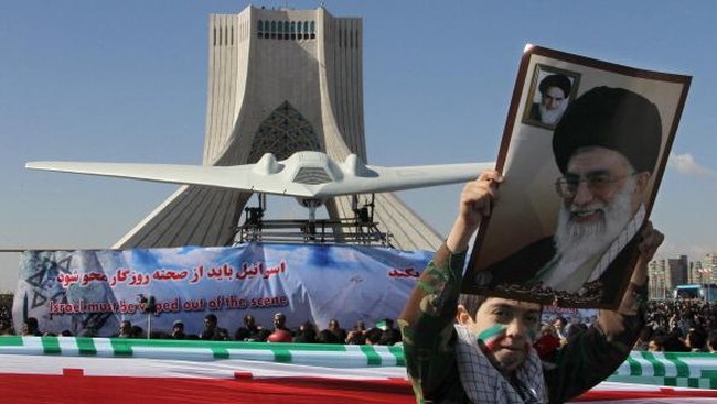 Iran menembak jatuh drone RQ-170 milik Amerika Serikat dan berhasil mengorek teknologi di dalamnya lalu menduplikasinya menjadi baru.