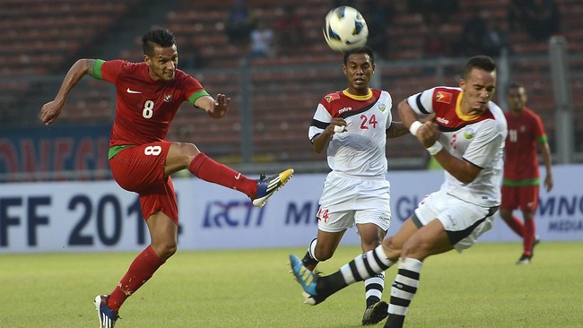 Raphael Maitimo langsung berpikir untuk mengenakan nomor punggung 10 setelah ia tahu nomor itu belum dipakai di Persib.