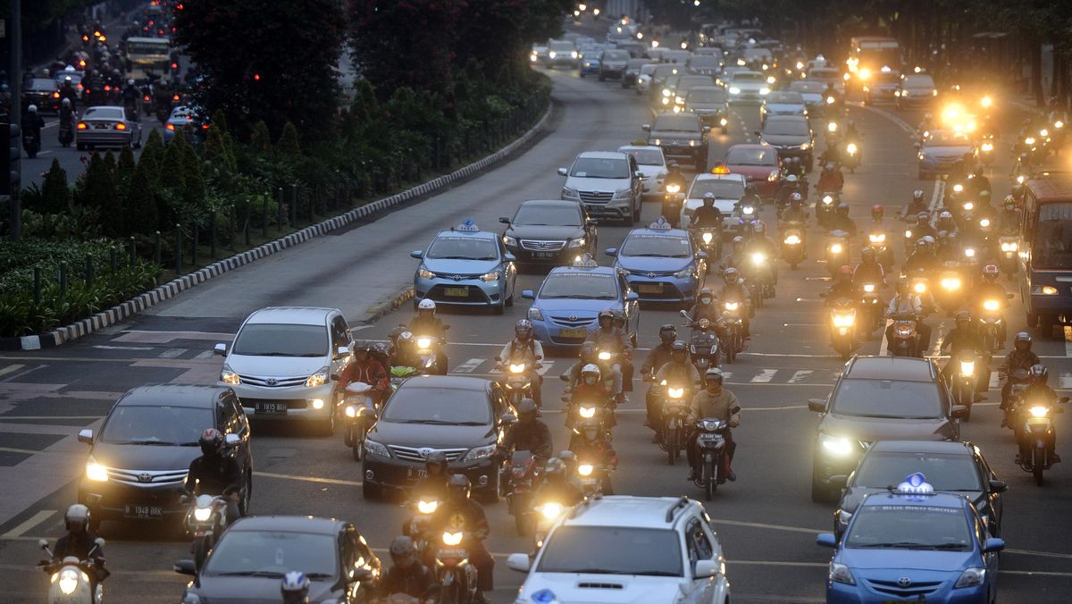 Pramono Anung Sebut Tak Ada Pemutihan Pajak Kendaraan di Jakarta