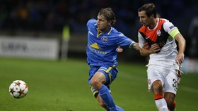 Enrique Tanggapi Rumor Darijo Srna ke Barca