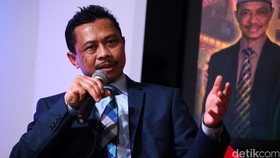 Mengenal Kontroversi Shamsi Ali, Imam AS Asal Sulawesi