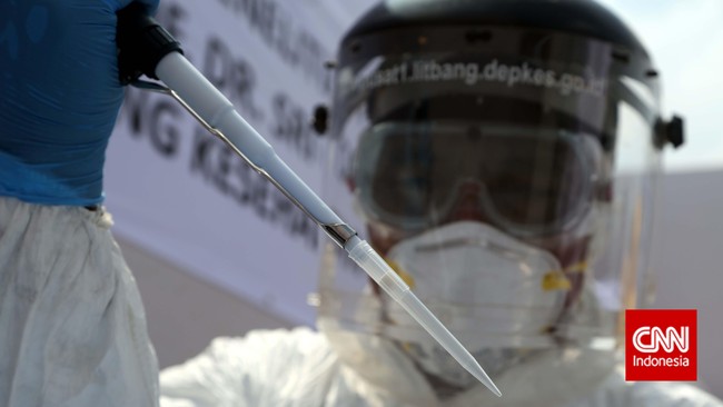 Pria berusia 26 tahun itu sebelumnya pernah dirawat di Liberia karena menunjukkan gejala Ebola, namun diperbolehkan pulang setelah dinyatakan negatif Ebola.
