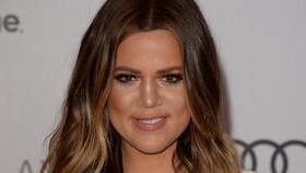Terlibat Tweet War, Khloe Kardashian Bela Adik