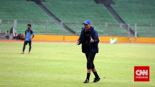 Sepak bola Filipina meningkat tajam dalam lima tahun terakhir dan The Azkals selalu menembus babak semifinal dalam dua edisi Piala AFF terakhir.