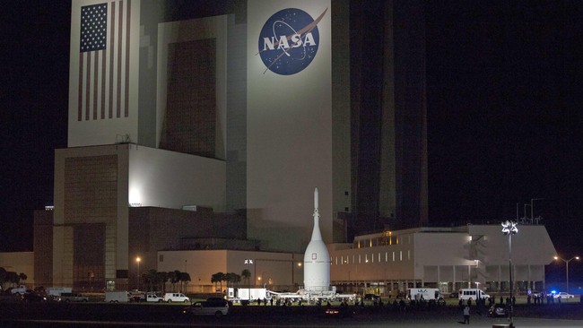 Para siswa SMA di Amerika Serikat memiliki kesempatan emas untuk menjadi ilmuwan roket di NASA. Bahkan hasil karyanya akan diimplementasikan.