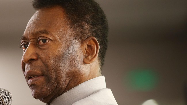 Legenda sepak bola Brasil, Edson Arantes do Nascimento (Pele), rampung menjalani operasi pengangkatan batu ginjal dan kini berada dalam kondisi stabil.