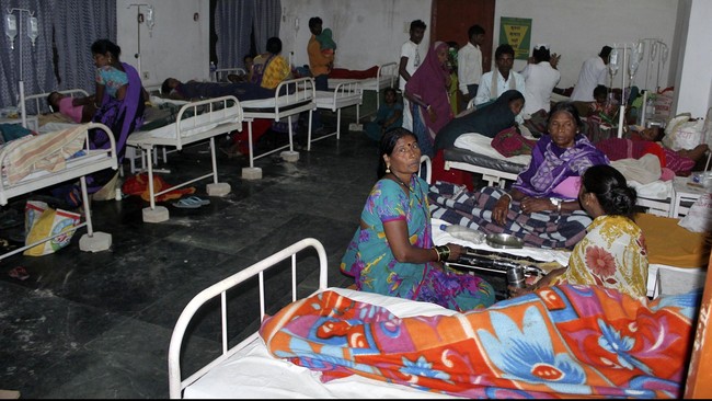 Peralatan berkarat dan ruang operasi yang tidak higienis saat bedan tubektomi dilakukan menjadi penyebab tewasnya 13 wanita di sebuah wilayah miskin di India.