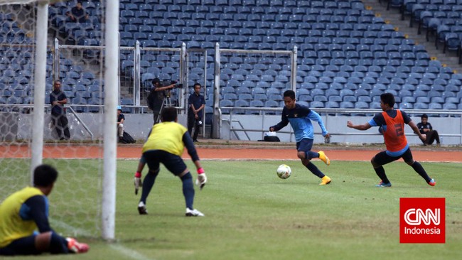 Menpora dan Ketua Umum PSSI akan segera menggelar rapat untuk membahas soal jadwal Piala Dunia U-17 dan konser Coldplay di GBK yang bentrok.