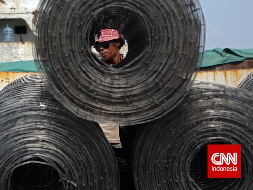 Iran Resmi Larang Ekspor Baja Gegara Agresi AS-Israel