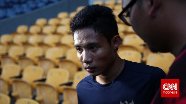 Evan Dimas mengaku kagum dengan fasilitas yang dimiliki klub La Liga, Espanyol, baik Stadion Cornella El Prat dan Ciutat Esportiva Dani Jarque.