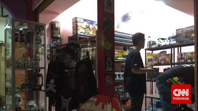 Tak hanya lantai satu Pasar Santa yang disulap menjadi modern. Sekarang, lantai dasar atau basement pasar legendaris ini pun mulai dibenahi.