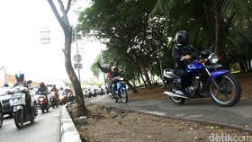 Macet dan Berlama-lama Duduk di Motor Bisa Merusak Sperma
