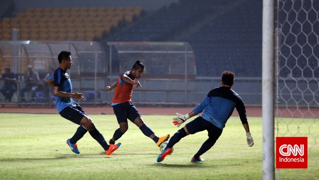 Tim nasional Indonesia akan berhadapan dengan Suriah pada laga persiapan jelang Piala AFF, namun tiket hanya bisa didapatkan lewat pembelian daring.