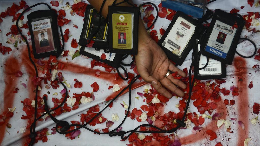 Wartawan TV Dianiaya Usai Rekam Polisi Pesta Miras di Polres Baubau