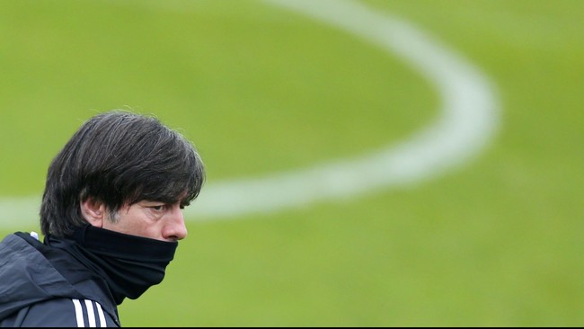 Meski mampu menundukkan Gibraltar 4-0, pelatih Jerman, Joachim Loew menyatakan dirinya tak puas dengan penampilan sang juara dunia tersebut.