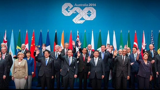 Sejumlah pihak mendesak Indonesia lebih tegas dan lugas merespons desakan Barat untuk mengucilkan Rusia di forum G20. Apakah diplomasi RI gagal?