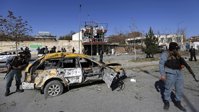 Empat pelaku bom bunuh diri Taliban Afghanistan tewas ketika akan menyerang wilayah yang dihuni oleh warga asing di Kabul, Green Village.