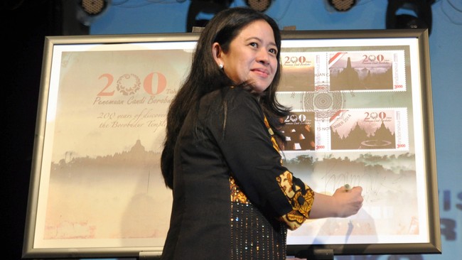 Politikus PDIP tersebut menghadiri acara pernikahan anak elite PKS Ahmad Rilyadi dan duduk satu meja bersama para ketua umum partai politik anggota KMP.