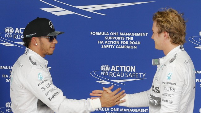 Tidak lagi bertemu selama 30 tahun, Dino Chisea, mantan pelatih karting Rosberg-Hamilton, masih teringat kenangan lucu di antara mereka.