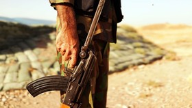 ISIS Rilis Video Eksekusi 10 Pria Diduga Taliban Afghanistan