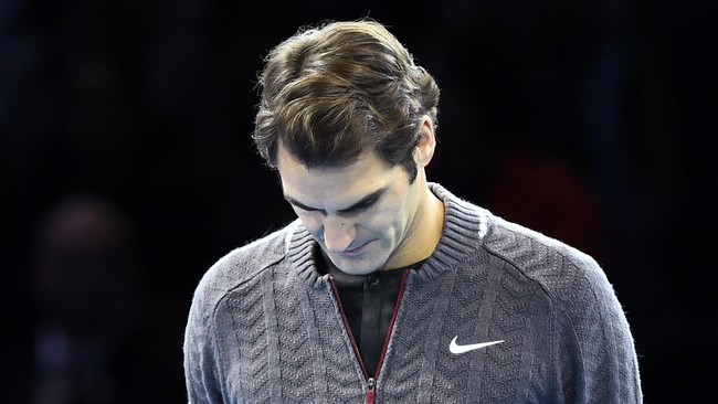 Lima hari tidak berlatih, Roger Federer harus menerima kekalahan pertamanya dari Gael Monfils di lapangan tanah liat di partai kedua Piala Davis 2014.