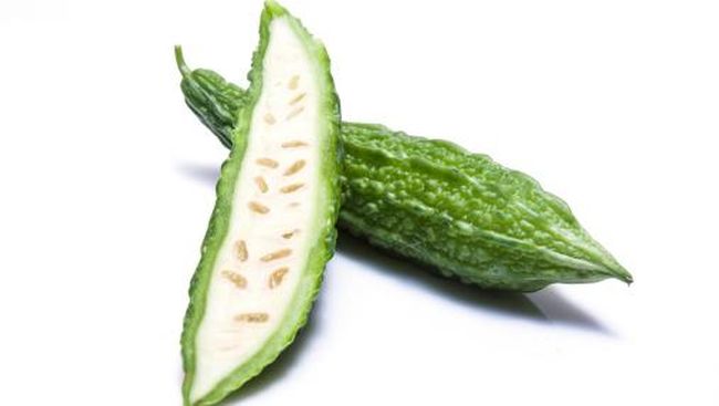 Dalam salah satu studinya, dia menemukan buah yang terbukti efektif dalam membunuh sel-sel kanker pankreas. Buah tersebut adalah peria atau pare.
