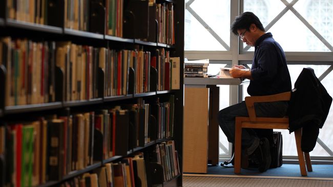 Penulis Eat Pray Love Bocorkan Kunci Sukses Di Buku Terbaru Penulis Eat Pray Love Bocorkan Kunci Sukses Di Buku Terbaru