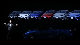 Toyota Siapkan Stasiun Pengisian Hidrogen Berjalan
