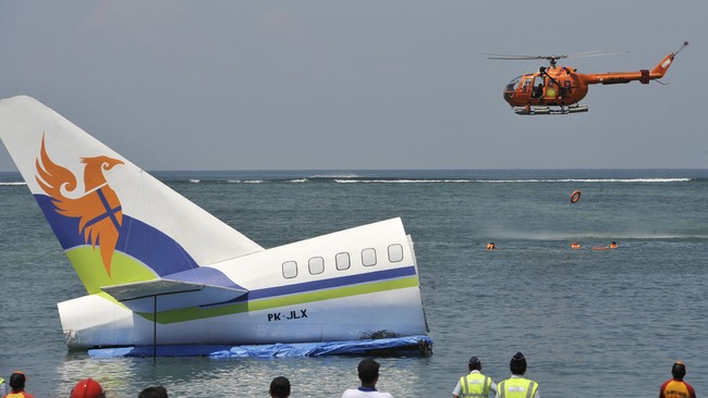 Ditengah insiden kecelakaan pesawat AirAsia QZ8501, Kemenhub masih yakin bisa masuk kategori 1 peringkat keselamatan penerbangan FAA tahun ini.