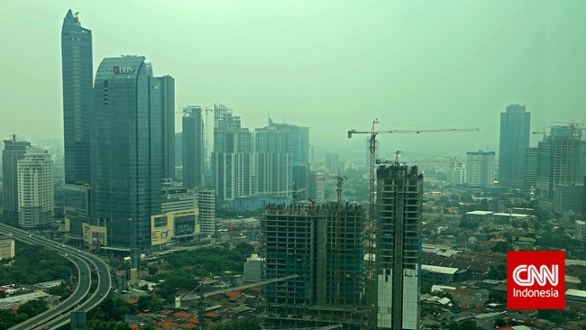 Sejumlah pengelola properti menilai pemerintah tidak tegas mengatur mekanisme jual-beli listrik PLN untuk para penghuni rusun dan apartemen.