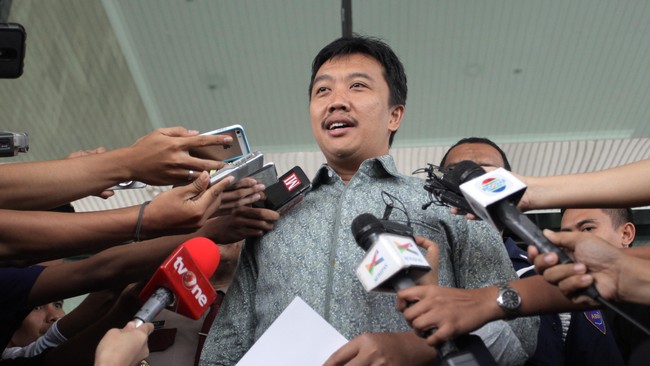 Tim Sembilan yang bertugas hingga Maret 2015 untuk melakukan evaluasi secara menyeluruh terhadap persepak bolaan nasional mendapatkan restu dari Presiden RI.