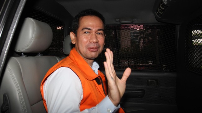 KPK terus telusuri jalur lain tempat pencucian uang Wawan.