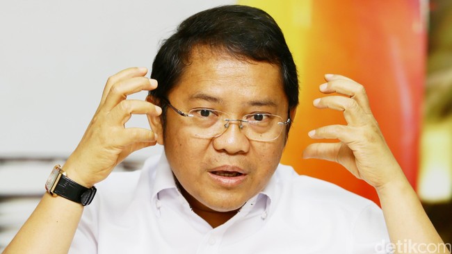 Agar penyelenggaraan jaringan 4G dapat maksimal dinikmati masyarakat, Menteri Komunikasi dan Informatika Rudiantara memberikan beberapa saran. Apa saja?