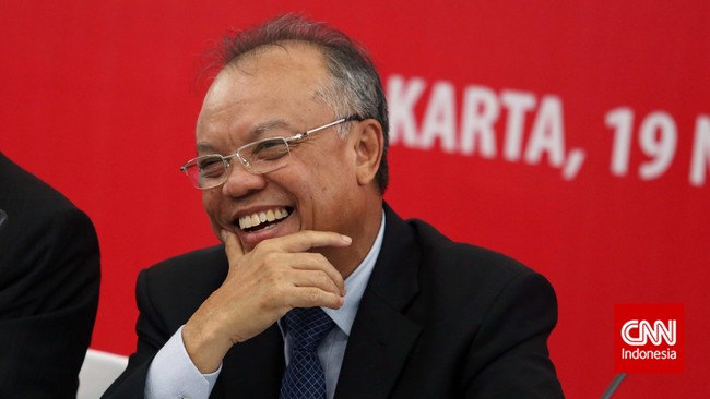 OJK masih optimistis target pertumbuhan kredit tahun ini, yang dipatok pada kisaran 12-14 persen, dapat tercapai.