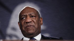 Bill Cosby Resmi Didakwa Lakukan Penyerangan Seksual