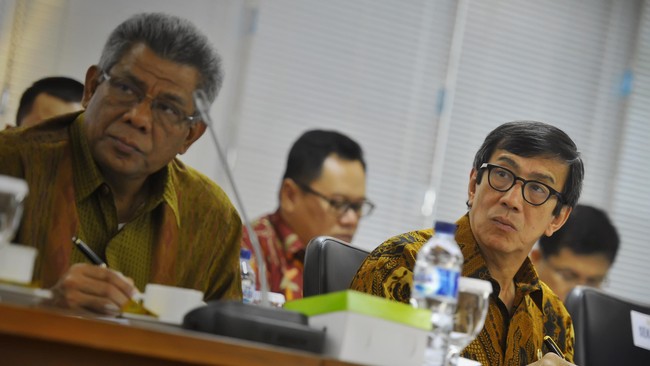 "Saya kira mereka (DPD) sudah diajak dan sudah ikut membahas, tapi karena ada singgungan mereka memilih keluar," kata Yasonna.