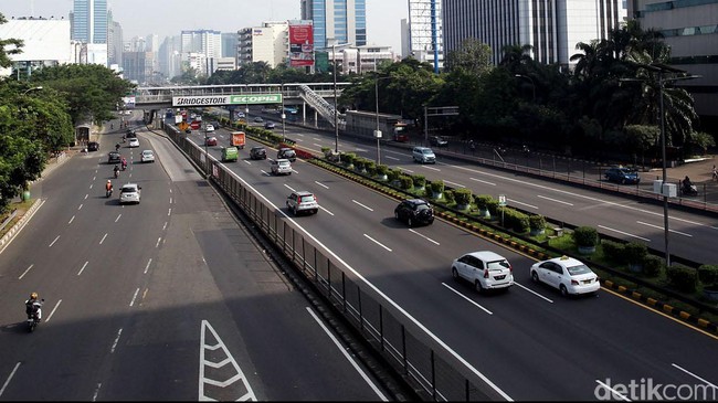 Pengelola jalan tol, PT Jasa Marga (Persero) Tbk berencana menaikkan tarif 11 ruas jalan tol yang dikelola perseroan itu. Kapan dan berapa besar kenaikannya?