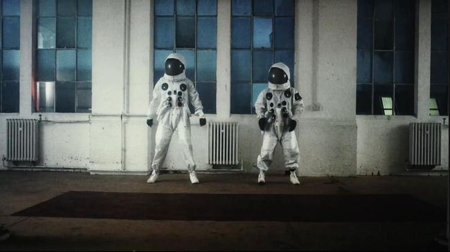 Era Party Rock Anthem dari LMFAO dan The Fox dari Ylvis sudah lewat. Sekarang giliran Gagarin dari Public Service Broadcasting.