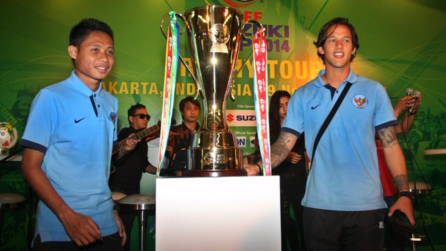 Pelatih Singapura, Bernd Stange, yakin timnya sebagai juara bertahan mampu membawa pulang trofi AFF kembali ke Negeri Singa dalam gelaran Piala AFF 2014 ini.