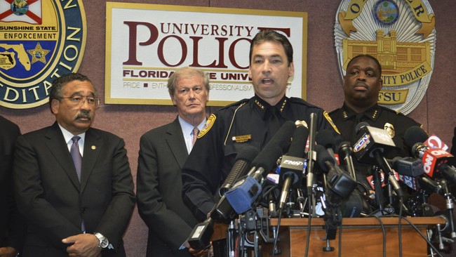 Pelaku penembakan di Universitas Negeri Florida adalah alumni kampus yang berada dalam masa krisis setelah kehilangan pekerjaan dan putus dengan pacarnya.