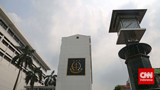 Kejagung menetapkan dua tersangka kasus dugaan korupsi Skema Kredit Ekspor Berbasis Perdagangan (SKEBP) daging sapi dan rajungan dari PT Surveyor Indonesia.