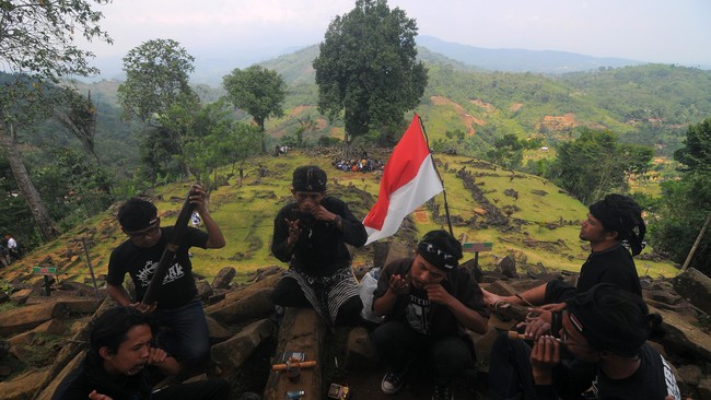 Situs Gunung Padang yang berlokasi di Cianjur, Jawa Barat direncanakan untuk masuk ke dalam kawasan pariwisata utama Great Jakarta.