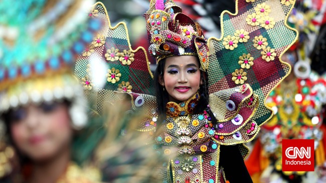 Peran generasi muda sekarang sangat penting. Karena generasi muda adalah generasi yang seharusnya lebih open-minded dan lebih bisa menerima perbedaan.