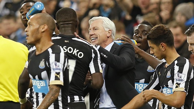 Sempat terperosok di awal musim, Newcastle United mencatatkan kemenangan beruntun keenam musim ini dengan menundukkan QPR 1-0 di kandang sendiri.
