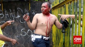 Baku Pukul di Markas Partai Beringin