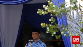 Anies Baswedan Pimpin Upacara Hari Pendidikan Nasional