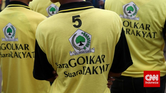 LSI menyebut selama 2004-2019 Golkar selalu mengalami penurunan suara atau stagnan. Perlu cara baru mengelola konstituennya.
