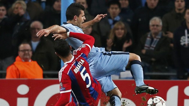 Sergio Aguero sempat membawa ManCity memimpin lebih dulu pada menit ke-21 melalui titik penalti pada pertandingan di Stadion Etihad, Selasa (25/11).