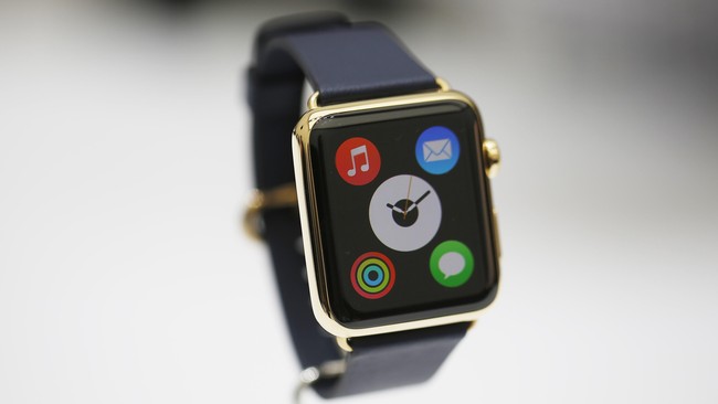 Dari luar negeri, Microsoft dan Apple bakal merilis sistem operasi dan jam tangan pintar. Sementara di dalam negeri, operator seluler resmi menjual layanan 4G.